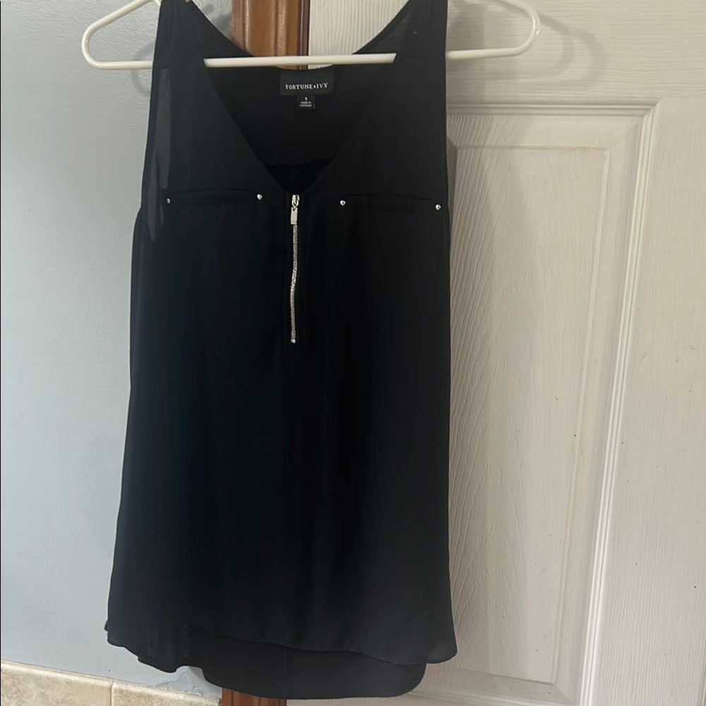 Black Sleeveless Tank Top with Classic Style